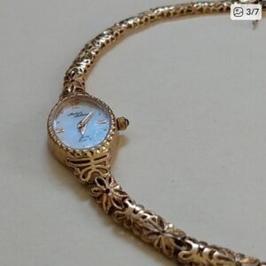 14k Gold Michael Anthony Classic Elegant Gold Floral Bracelet Watch
